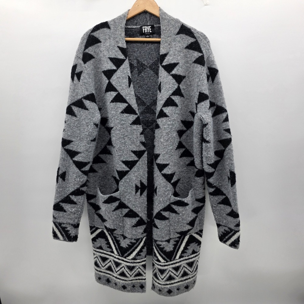 Frye Cardigan‎ Sweater Womens Size Large Gray Geometric Jaquard Open Front Aztec